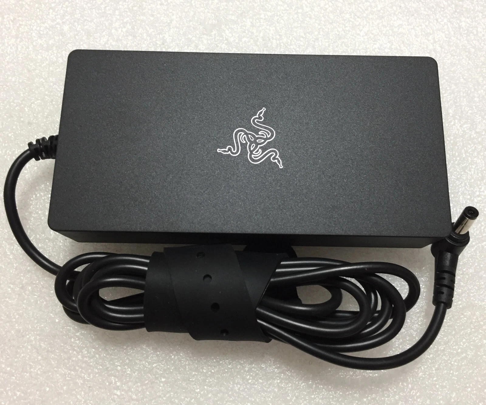 RAZERBLADE CHARGER